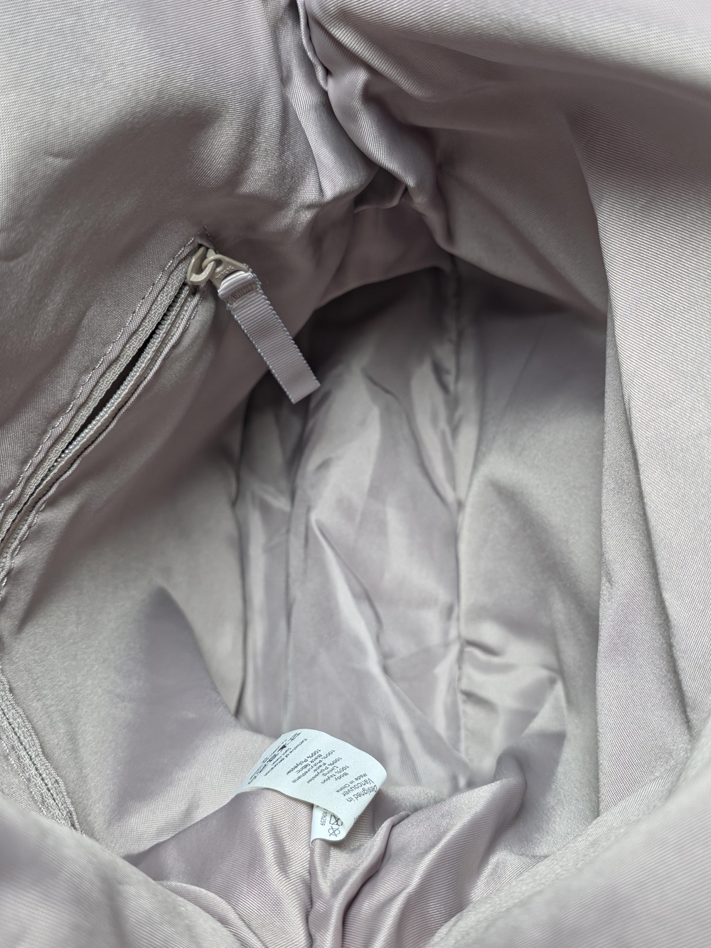 Lululemon Women's All Night Festival 5L Cross Body Bag Nude/Mauve Colorway *EUC - Picture 8 of 14